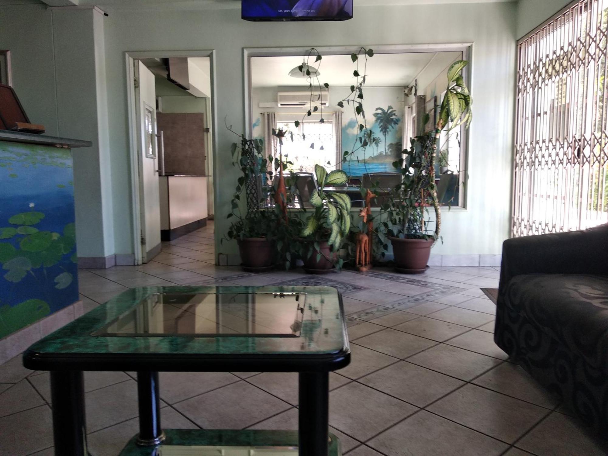 Brackendene Lodge Gaborone Extérieur photo