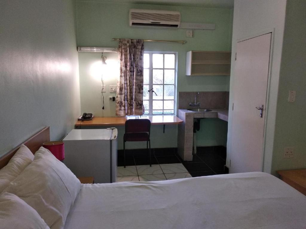 Brackendene Lodge Gaborone Extérieur photo