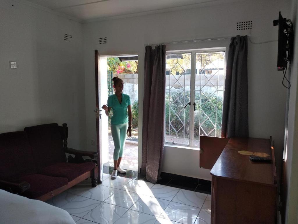 Brackendene Lodge Gaborone Extérieur photo
