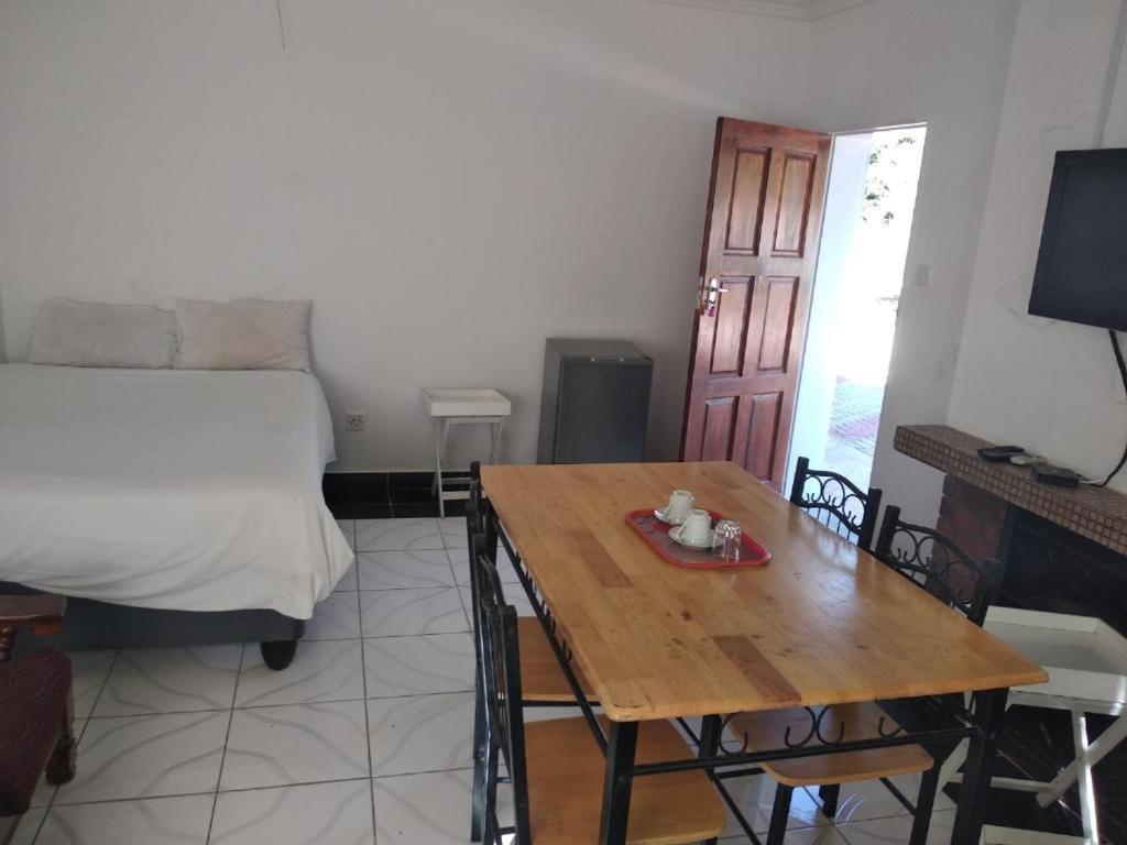 Brackendene Lodge Gaborone Extérieur photo